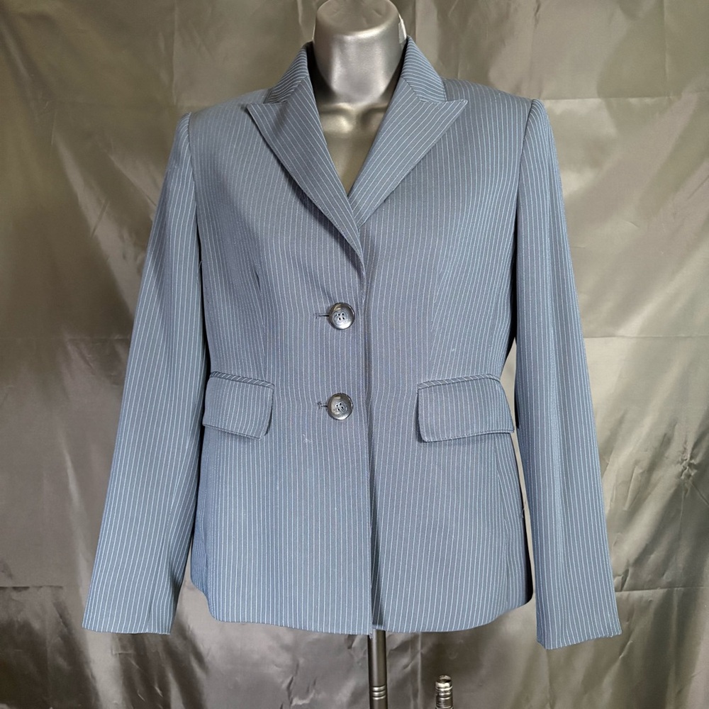 Kasper Dark Blue Pinstripe Blazer Sz 2P - Picture 2 of 15
